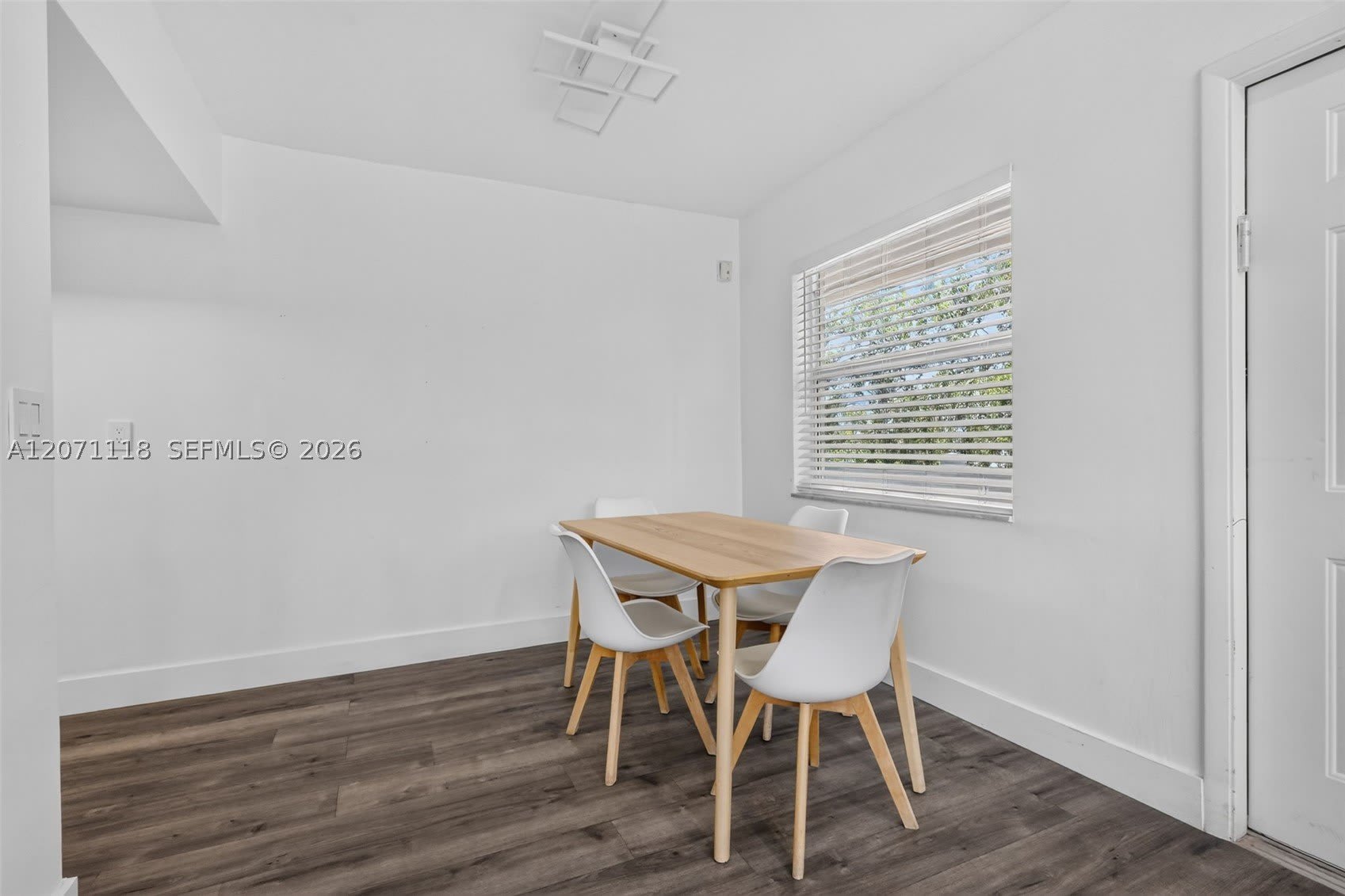2100 Diana Dr – photo 5