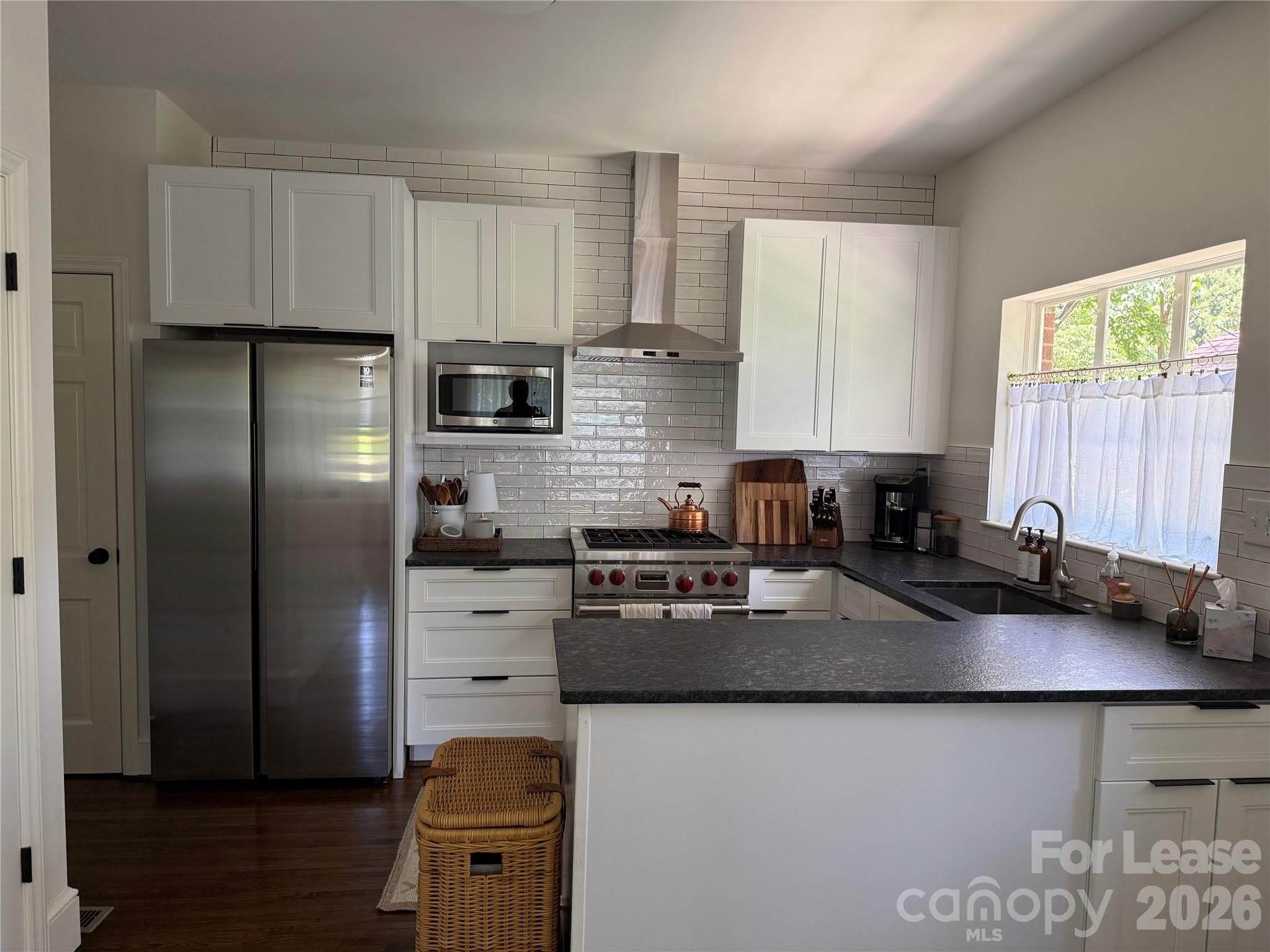 701 Berkeley Avenue – photo 4