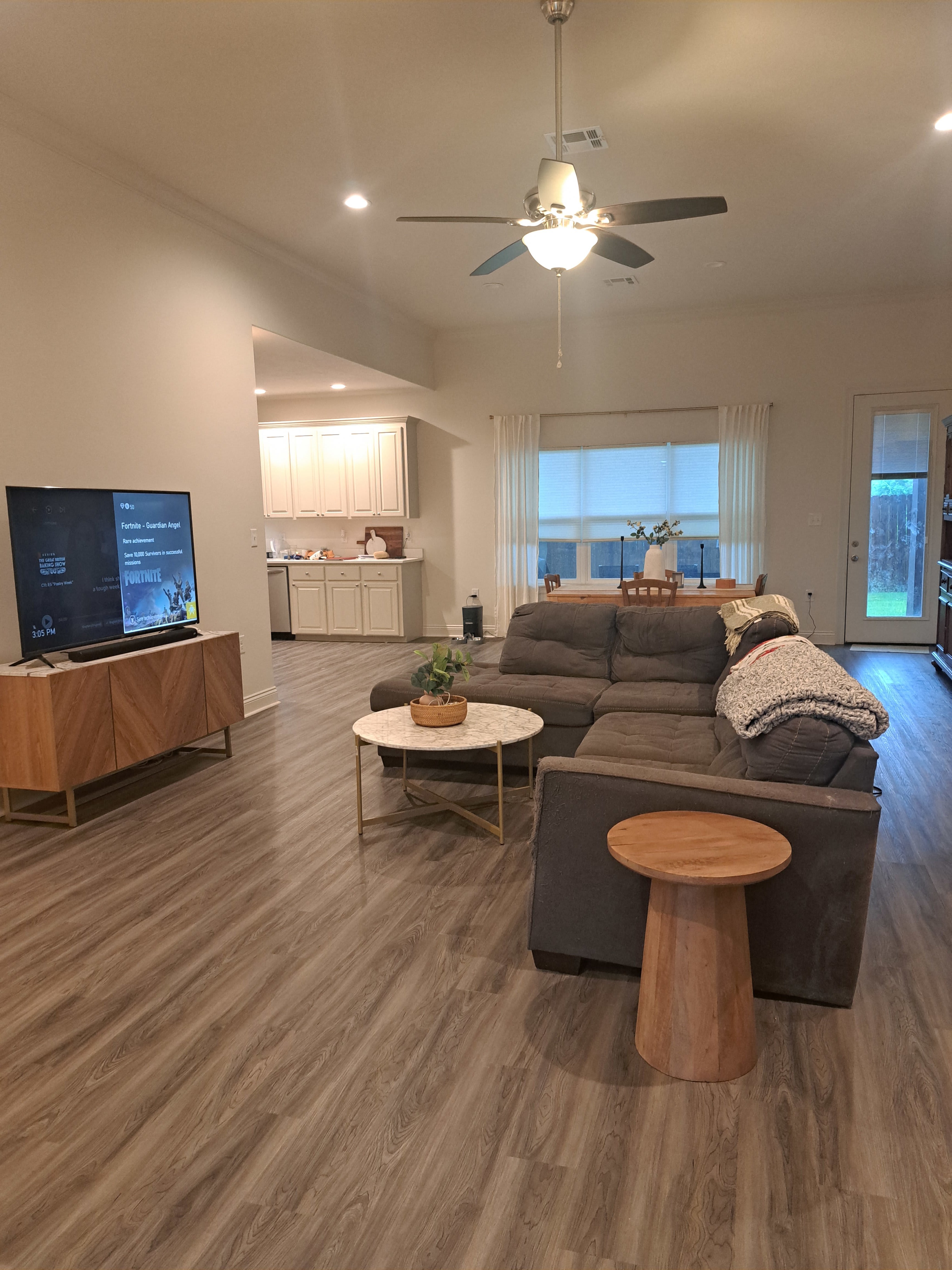 308 Evan Drive – photo 2