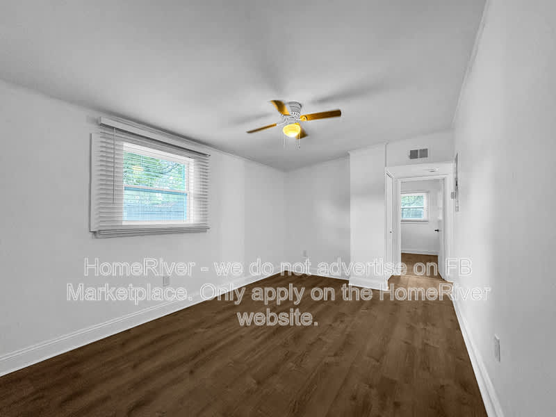1942 Brookview Dr S – photo 5
