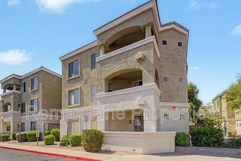 5303 N 7Th Street – photo 2