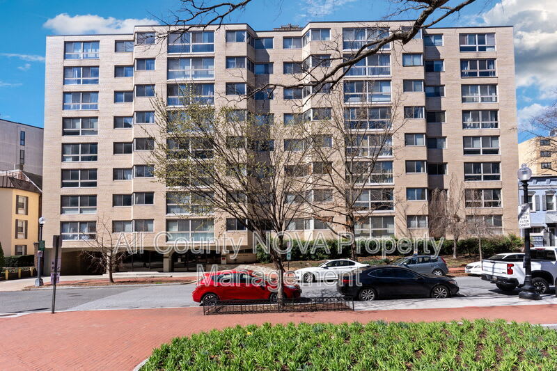 922 24th St NW – photo 3