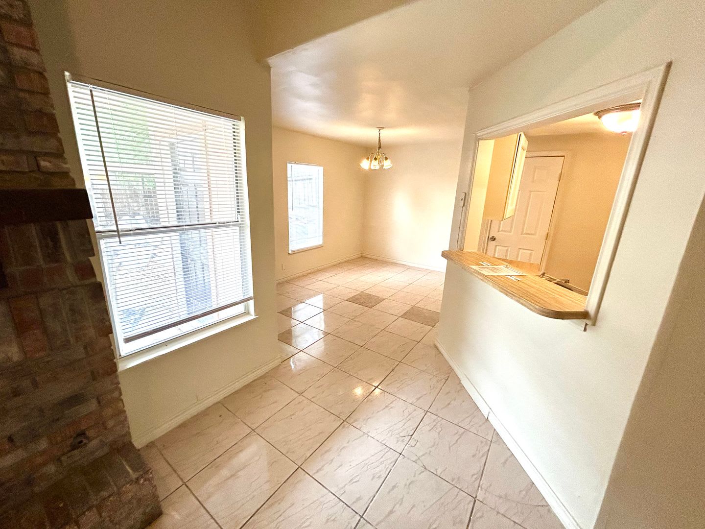 *COMING SOON* 2-Story 3 Bedroom / 2 Bath Home Near Randolph AFB! – photo 5