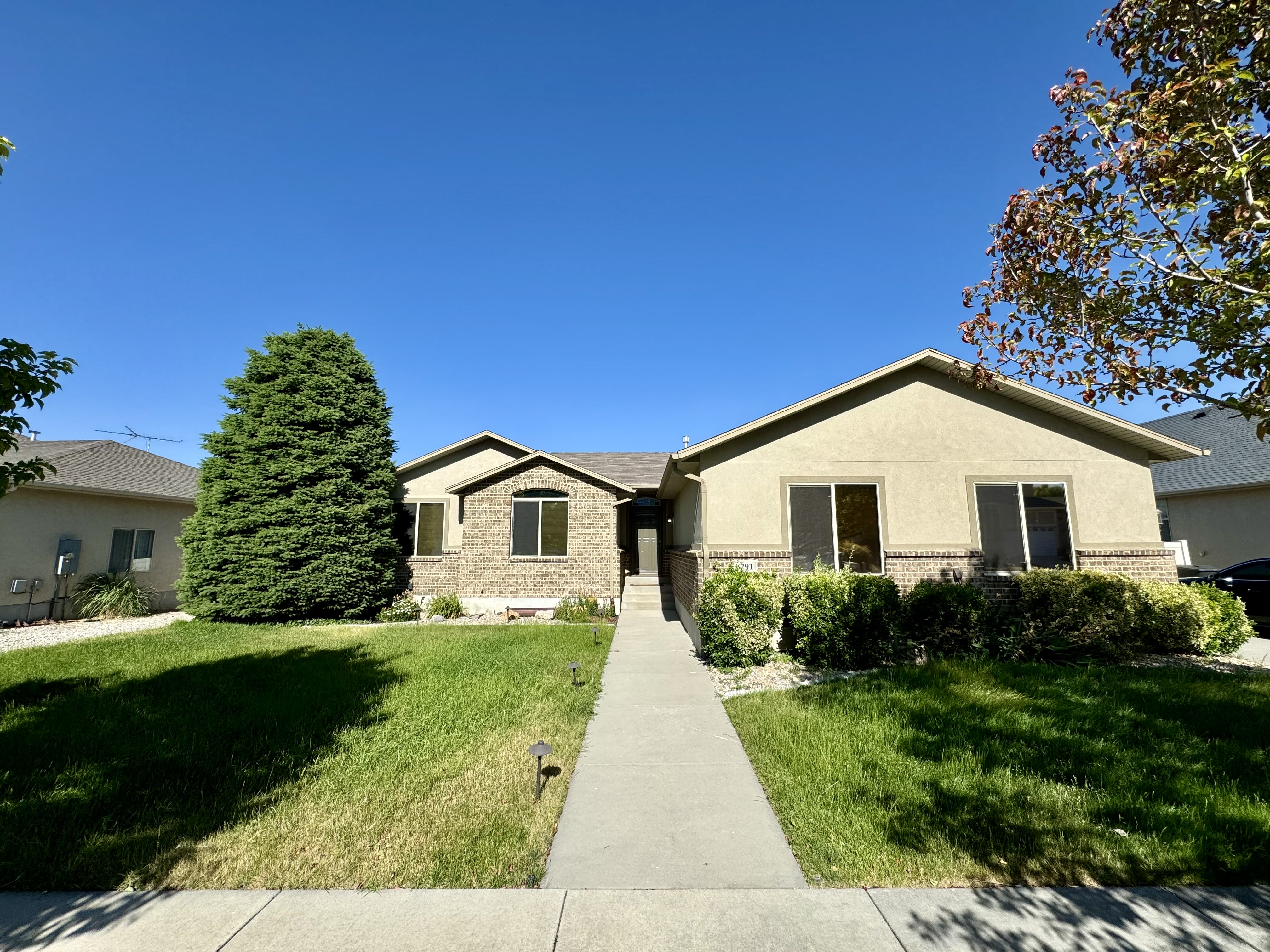 8291 Water Oak Drive – photo 1