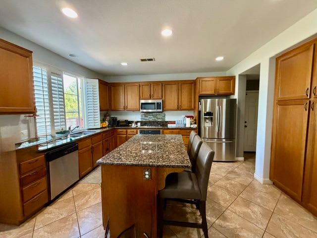 2297 Treetop Lane – photo 4