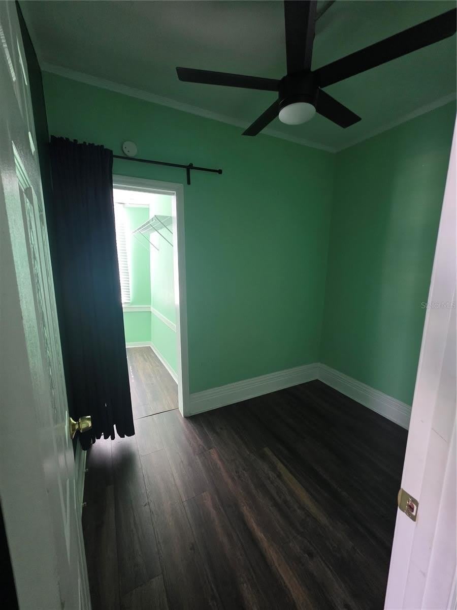 212 W Beach Place – photo 4