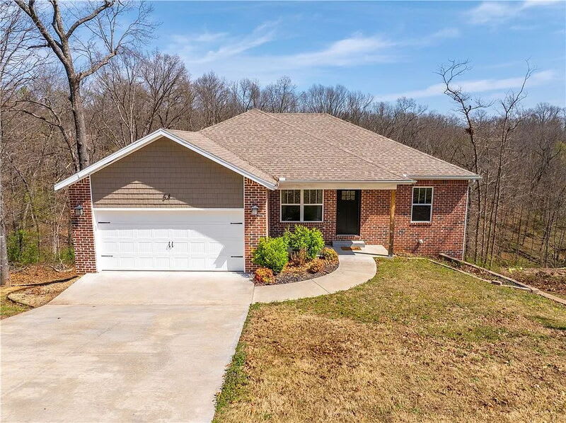 54 Morvan Drive – photo 1