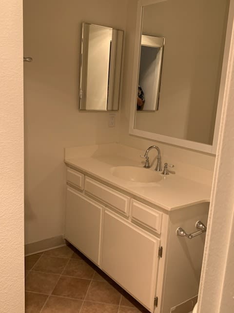 2437 Corinth Avenue – photo 5