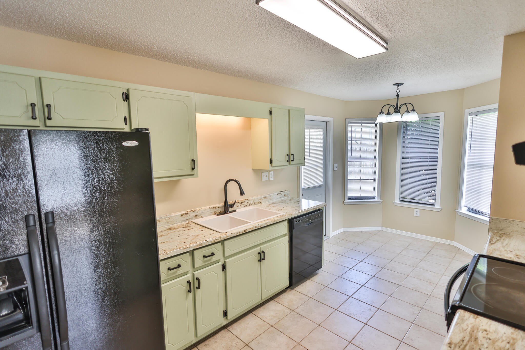 213 W Walker Circle – photo 5