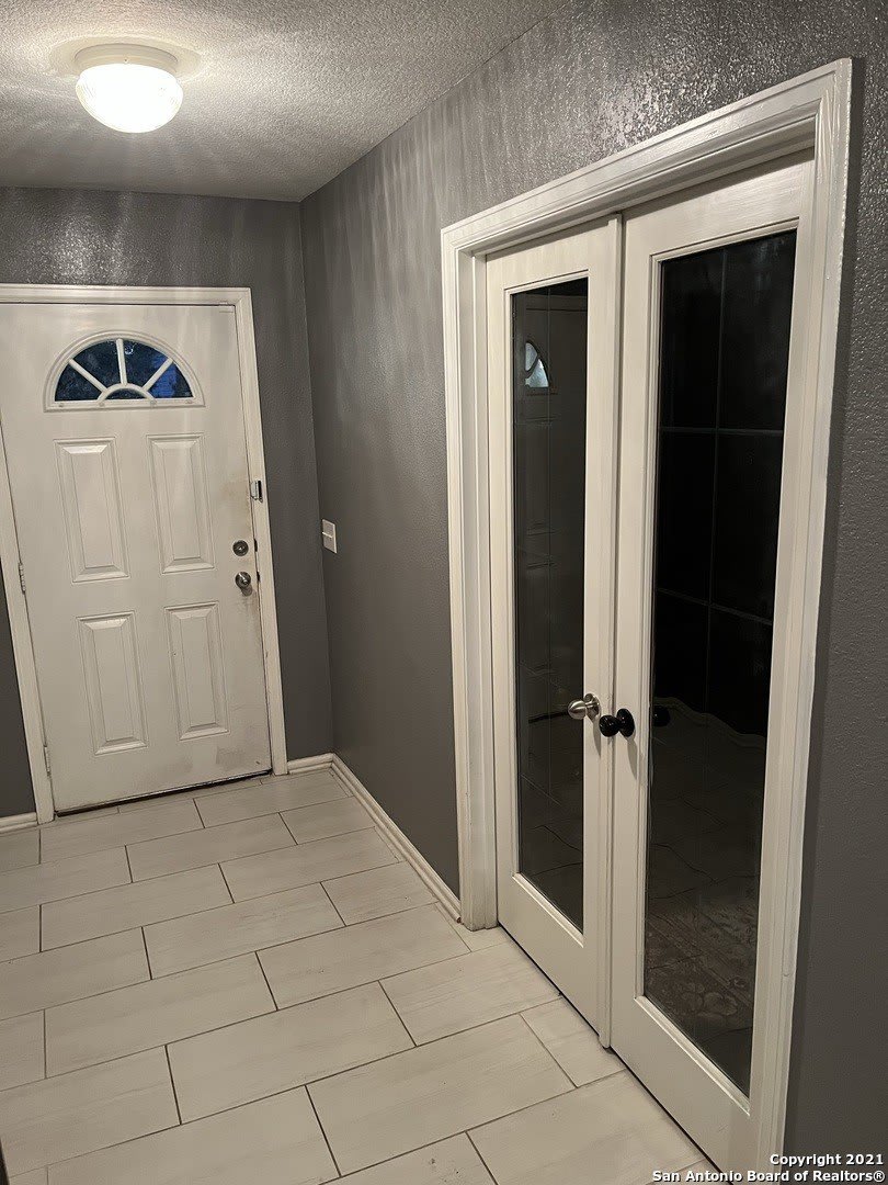 15710 Robin View – photo 3