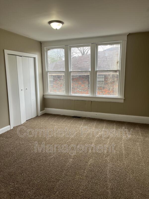 4636 Avenue T – photo 5