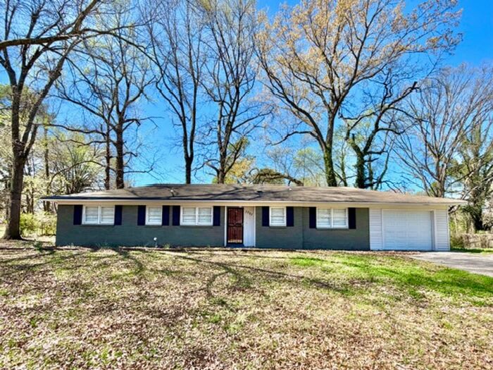 3203 Aden Street – photo 1