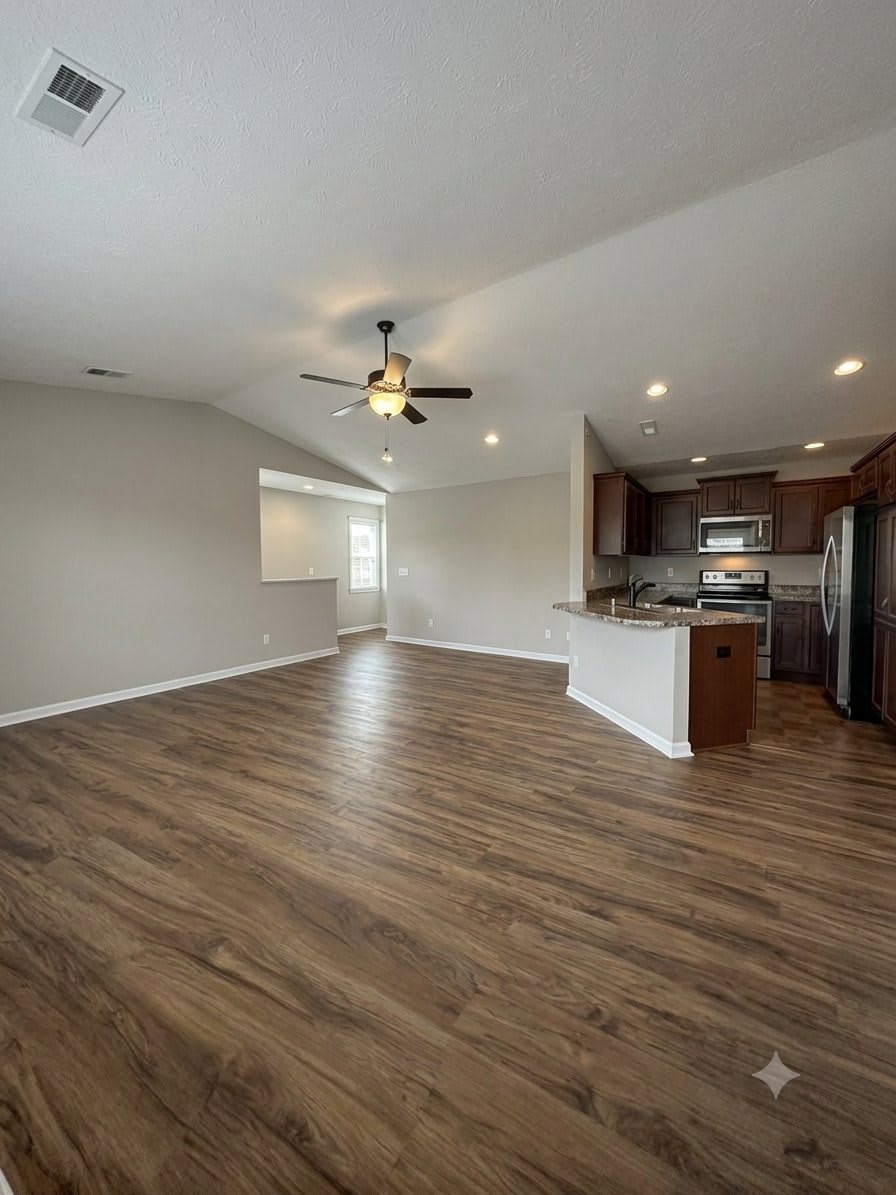 7431 Flintshire Drive – photo 3