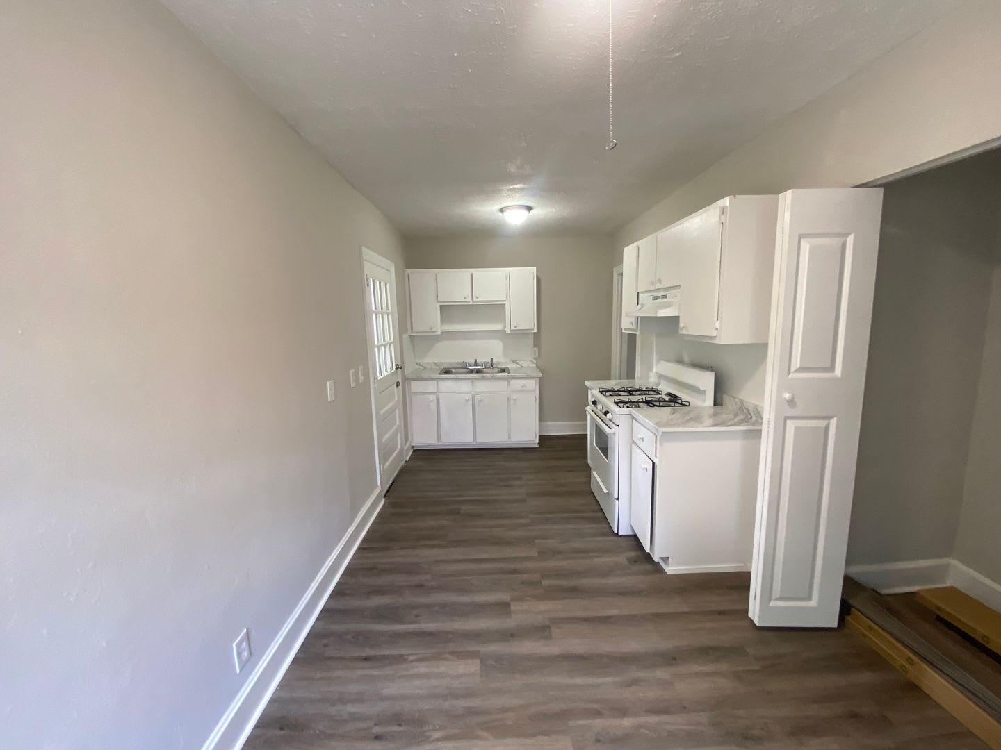 **2 Bedroom / 1 Bathroom **Plus Bonus Room**Home for Rent in Midtown Columbus, GA*** – photo 5
