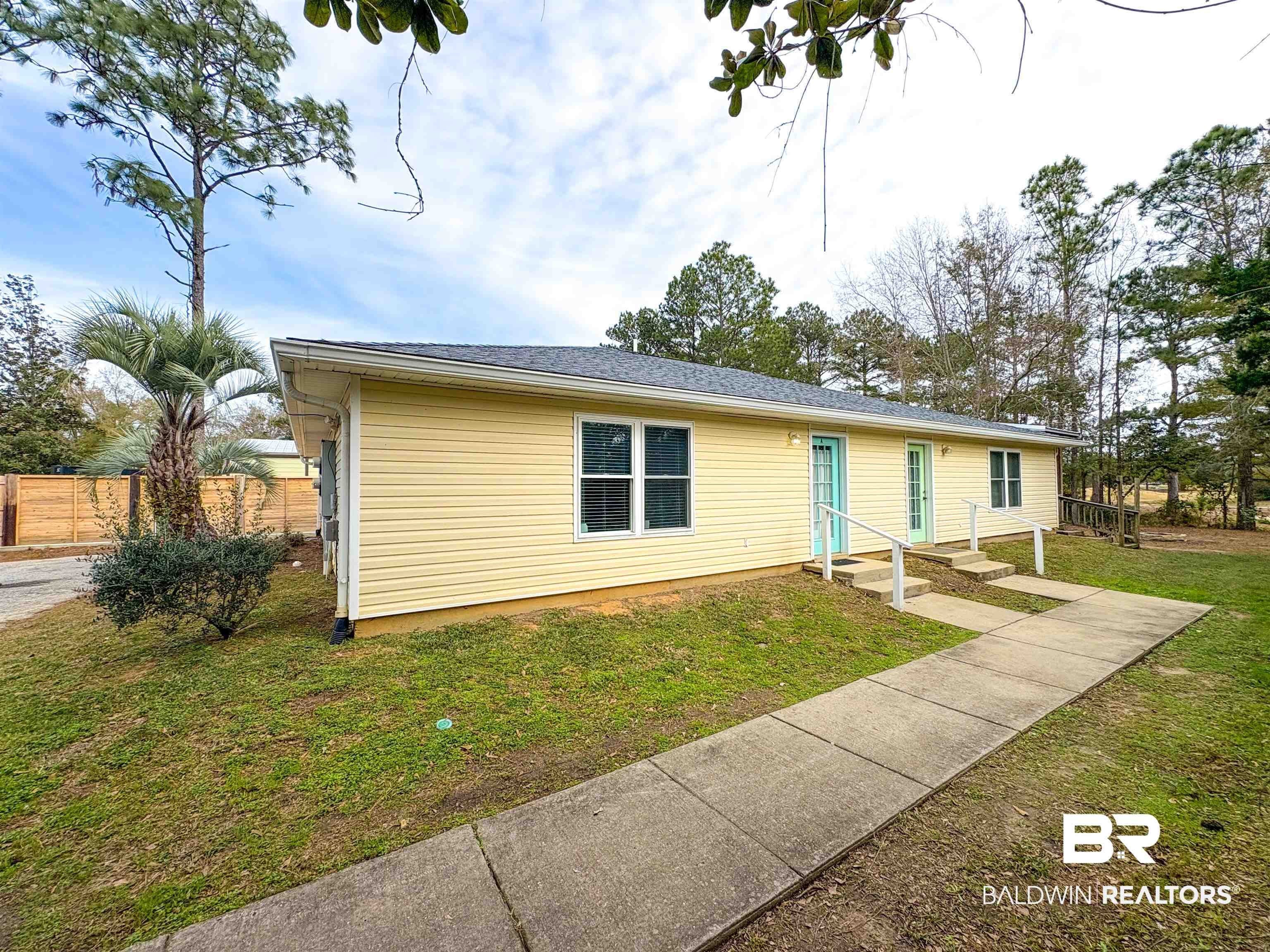 5652 Dee Street – photo 3