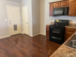 864 Nw Evans Cir – photo 4