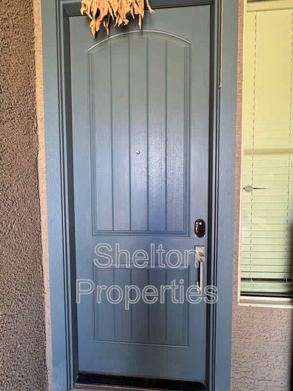 10213 W Fairmount Ave – photo 2