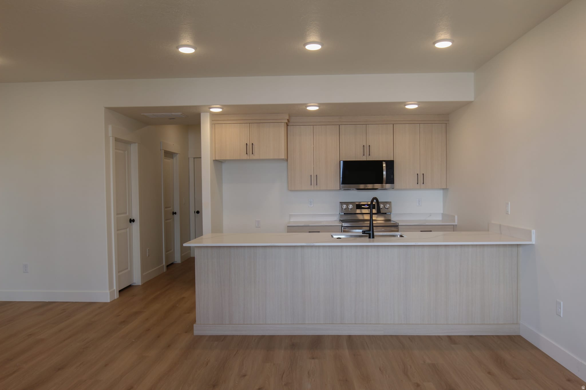271 West 690 North – photo 2