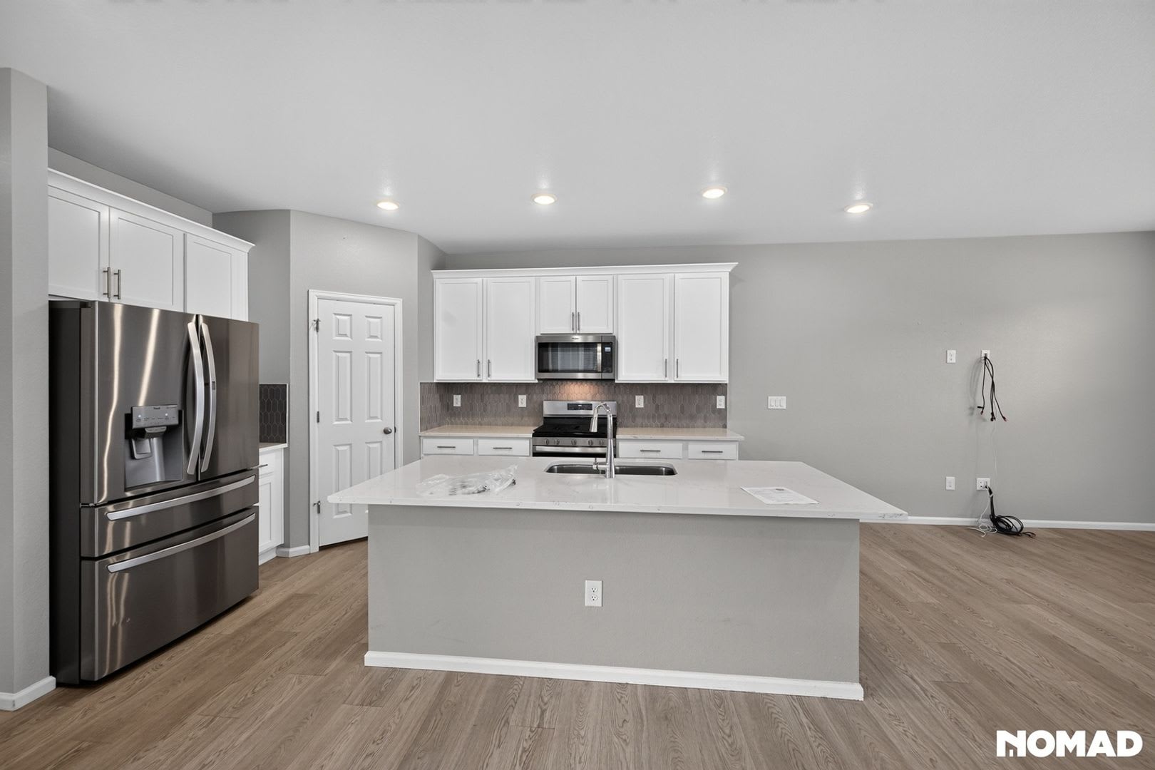 Spacious 3Br House In Aurora – photo 5