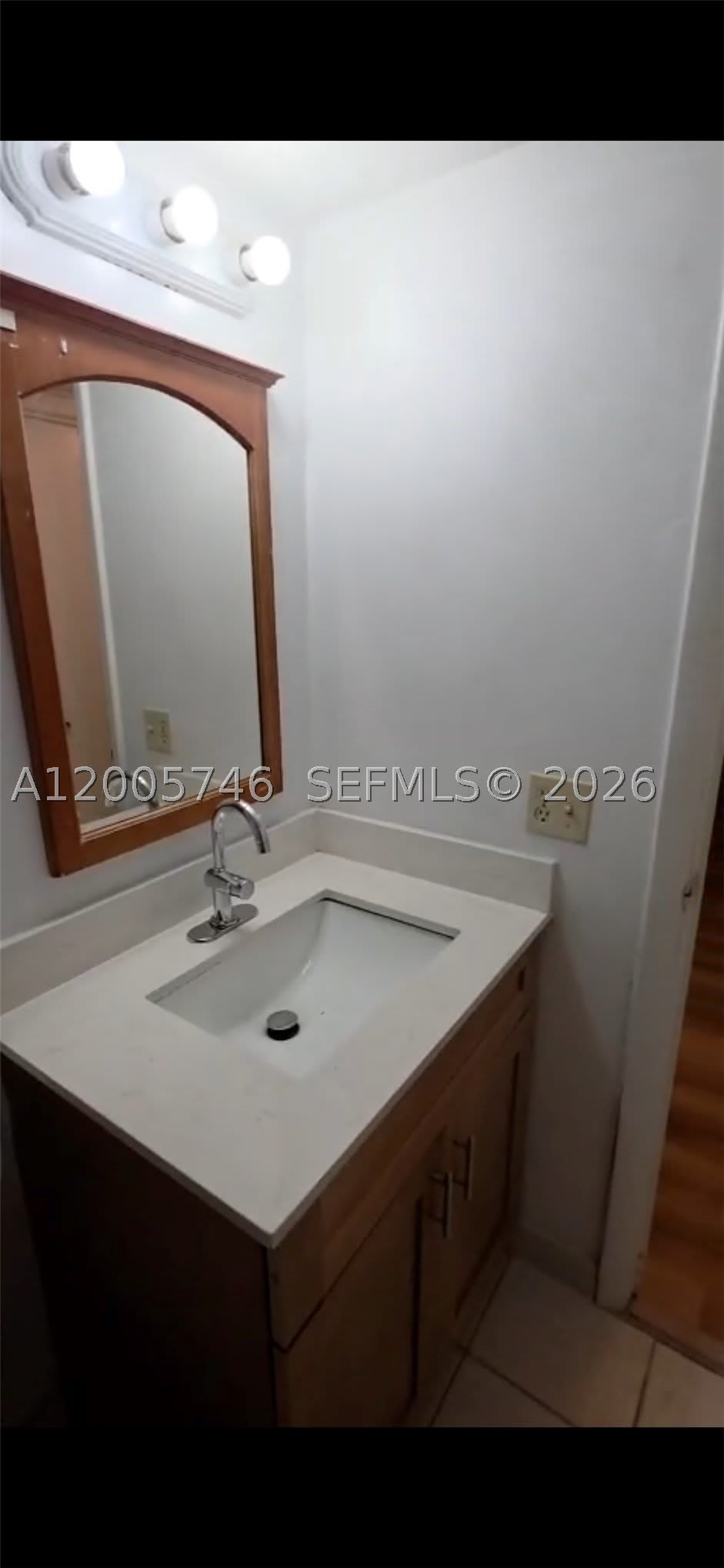 1700 NW 58th Ter – photo 3