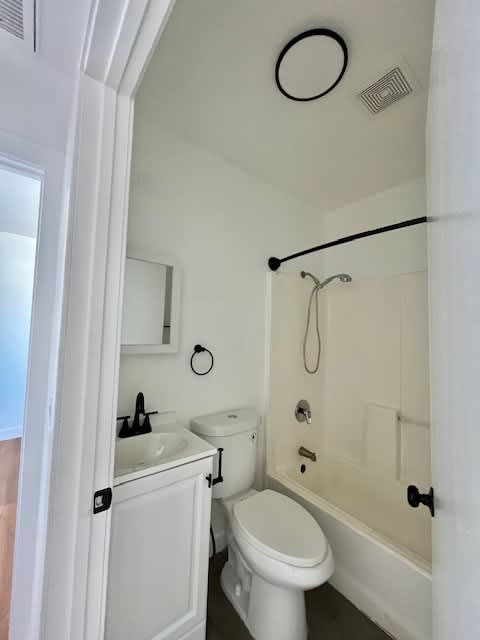 1246 W 96Th St – photo 5