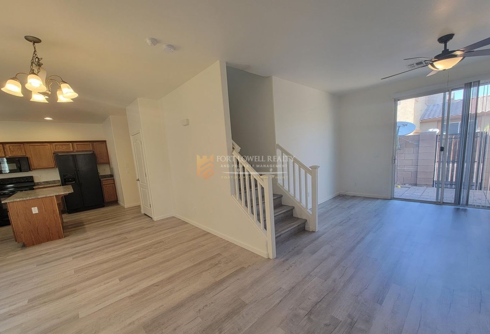 3 Bedroom 2 5 Bathroom Home Available Now – photo 3