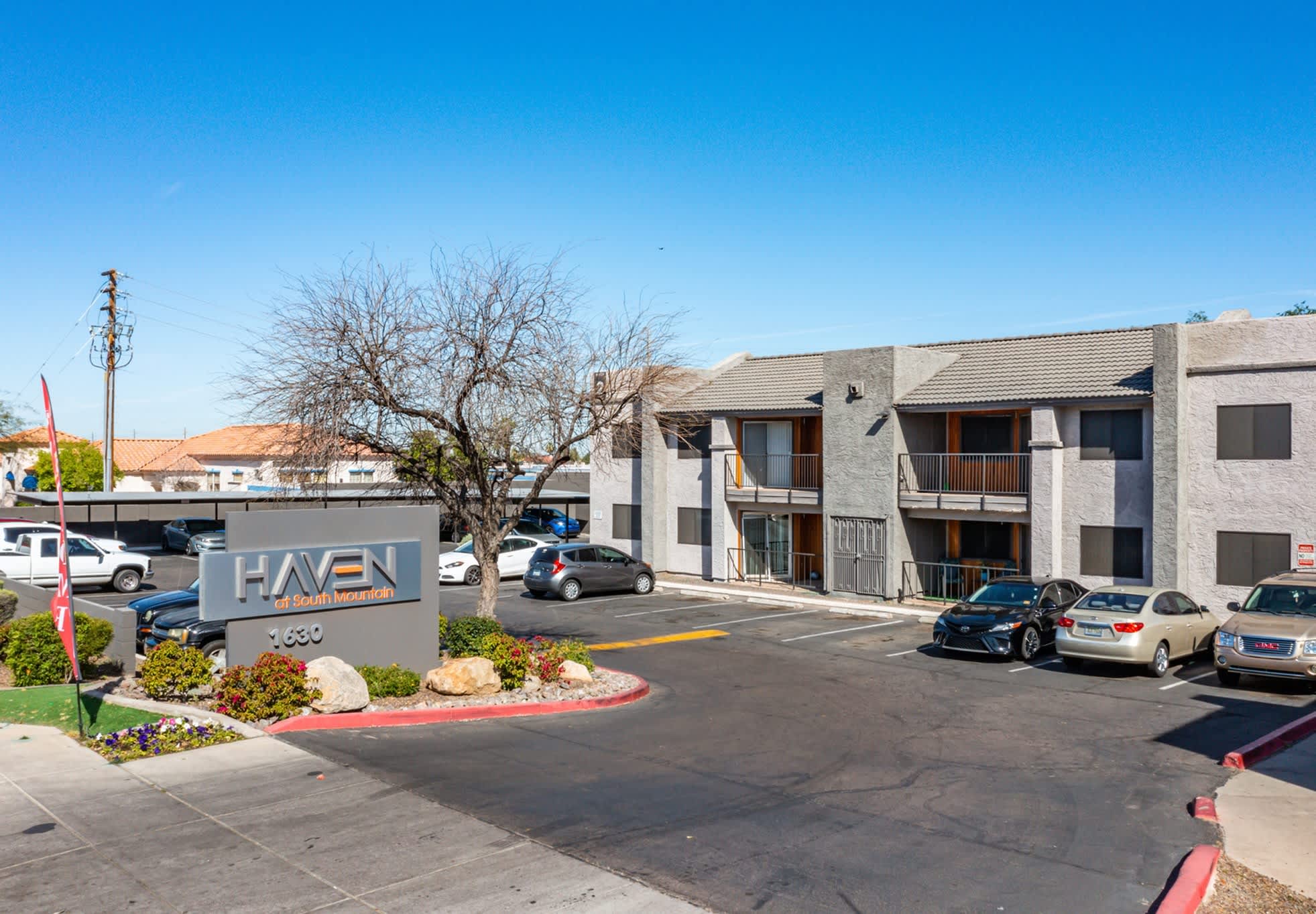 Haven At South Mountain – photo 3