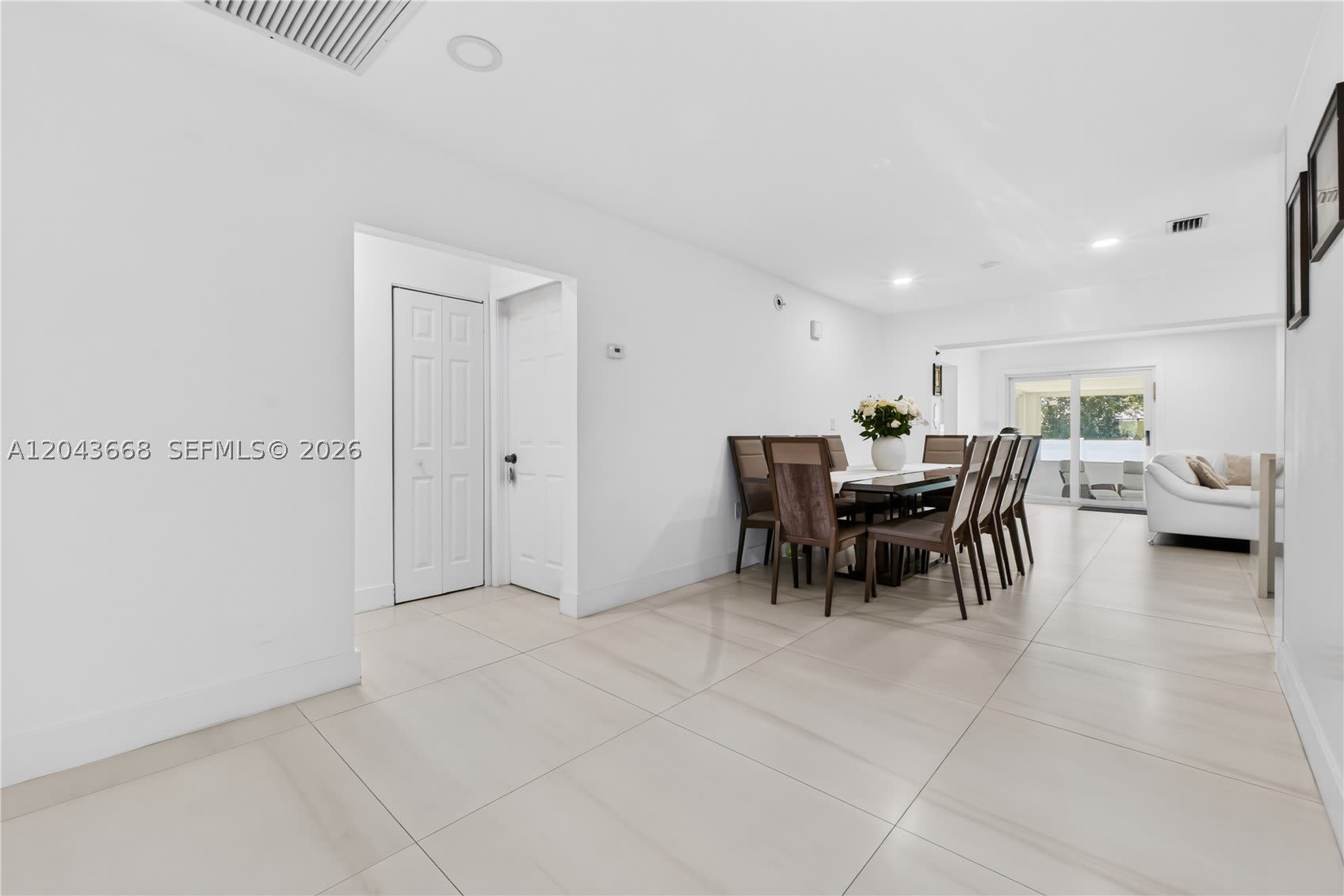 1912 N 42Nd Ave – photo 5