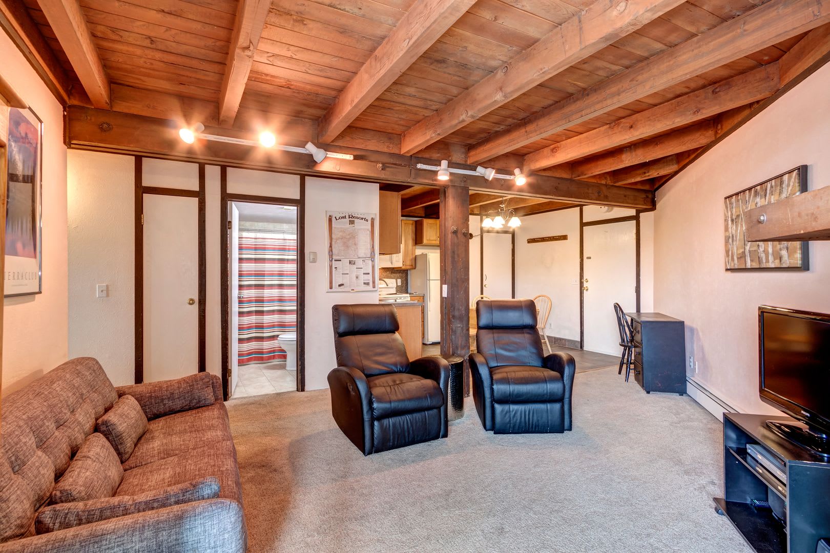 Price Reduced Silverthorne 2Br At Treehouse Year Lease Over 400 In Utilities Included – photo 4