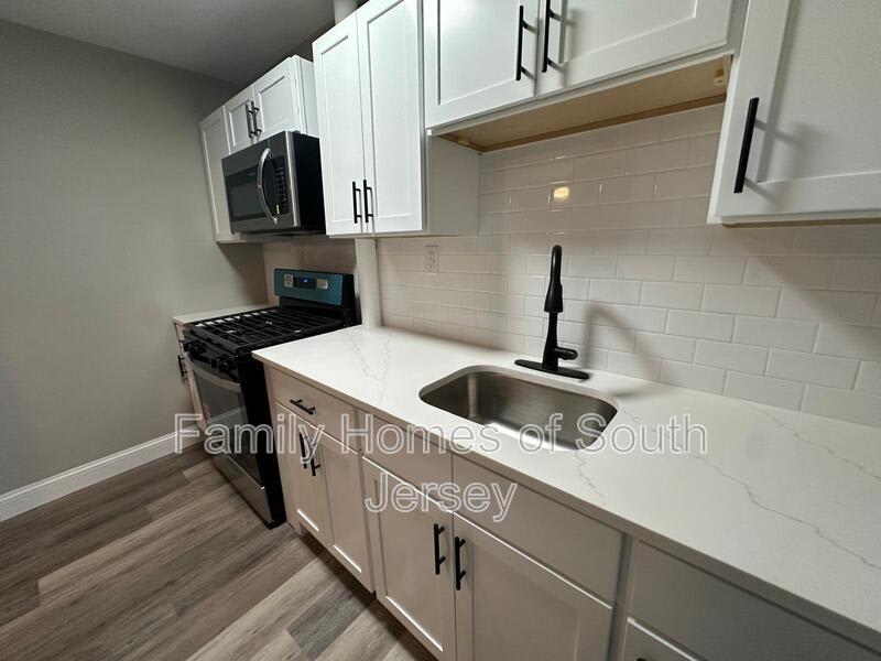 7307 W Chester Pike – photo 4