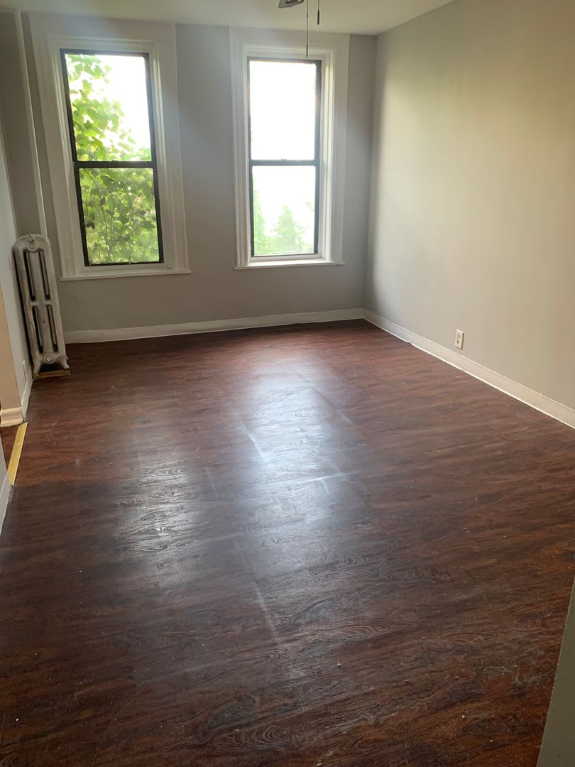 280 Hawthorne Avenue – photo 3