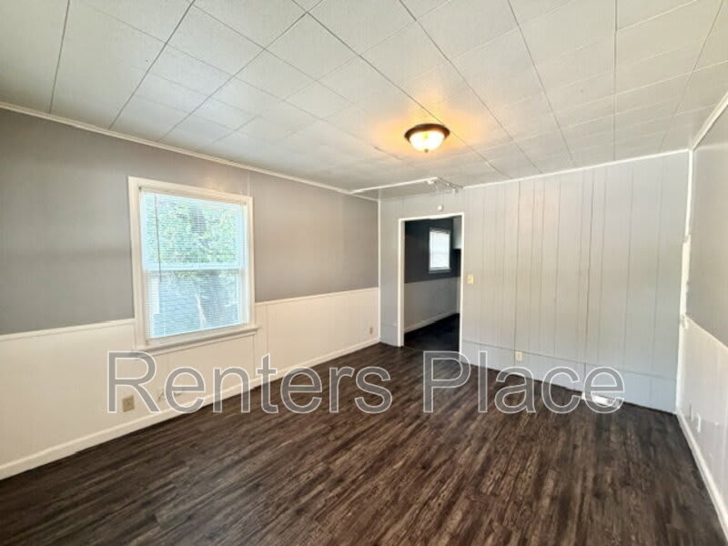 4945 E. 25th St. – photo 5