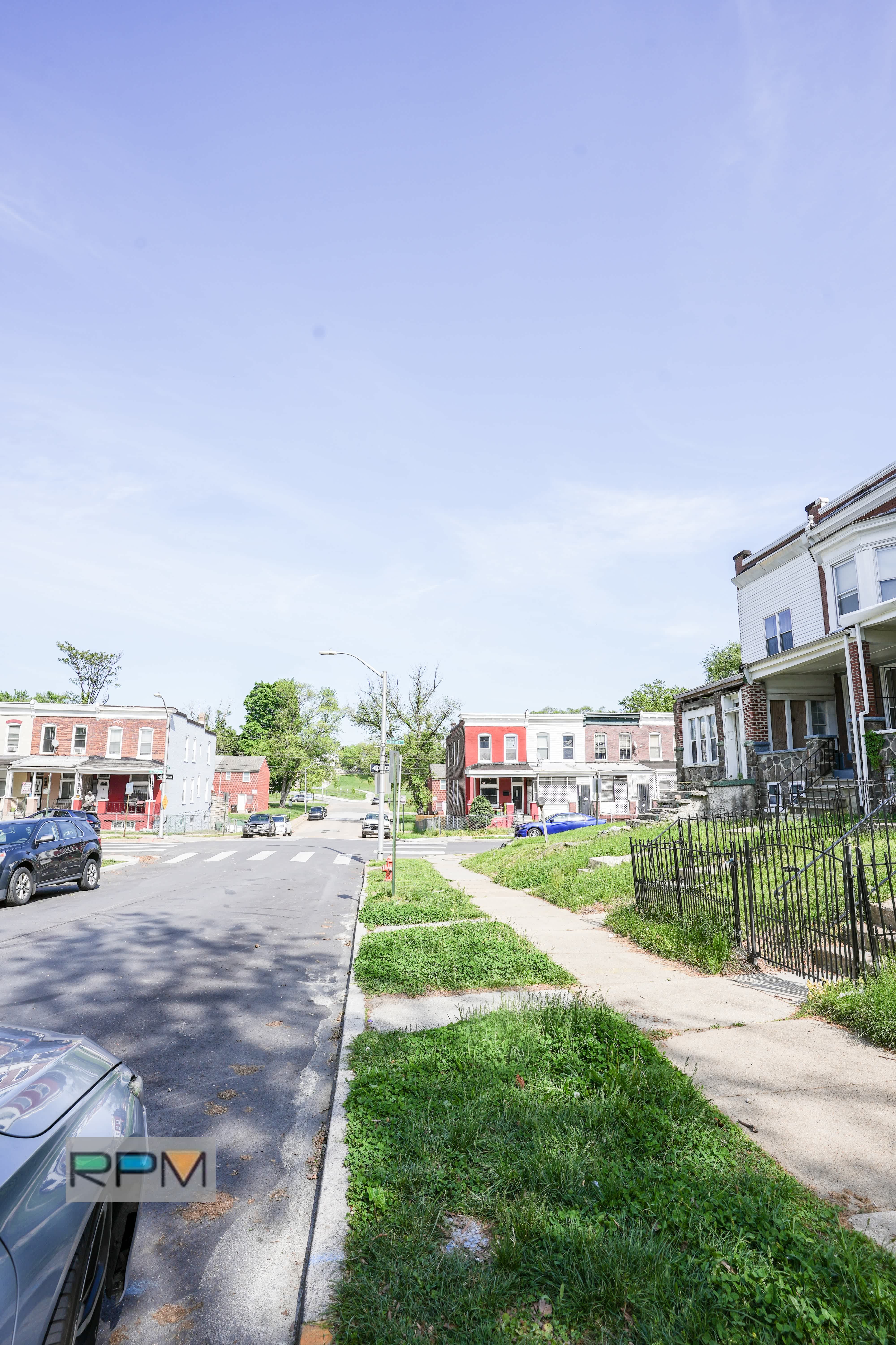 2711 W Mosher St – photo 2