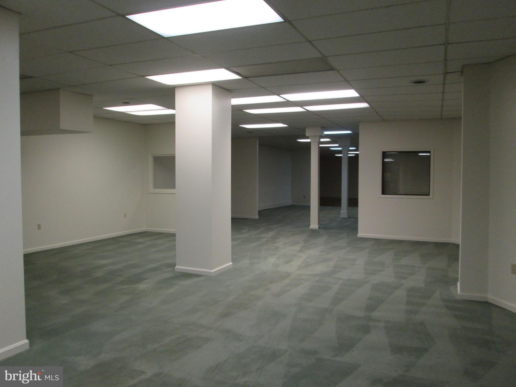 17 N HANOVER Street – photo 4