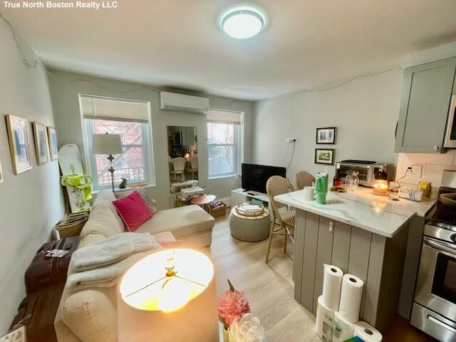 29 Thacher St – photo 1