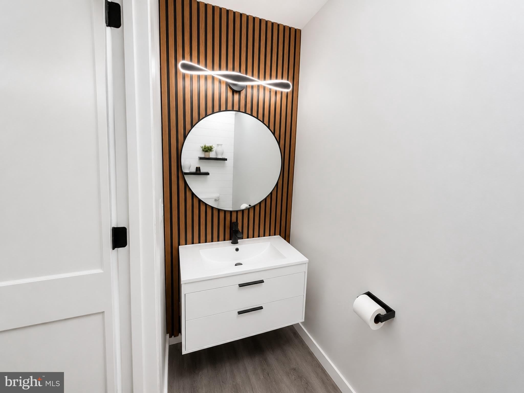501 FOREST Court – photo 4