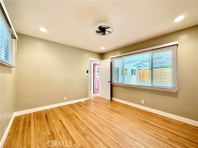 213 West Avenida Valencia – photo 4