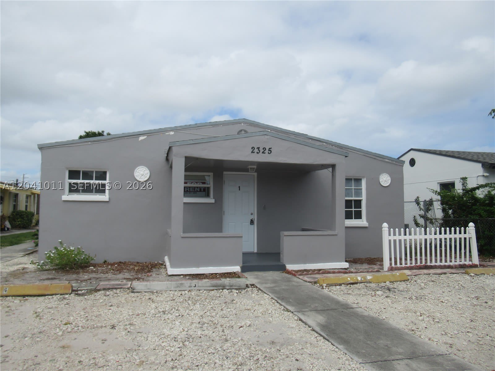 2325 Madison St – photo 1