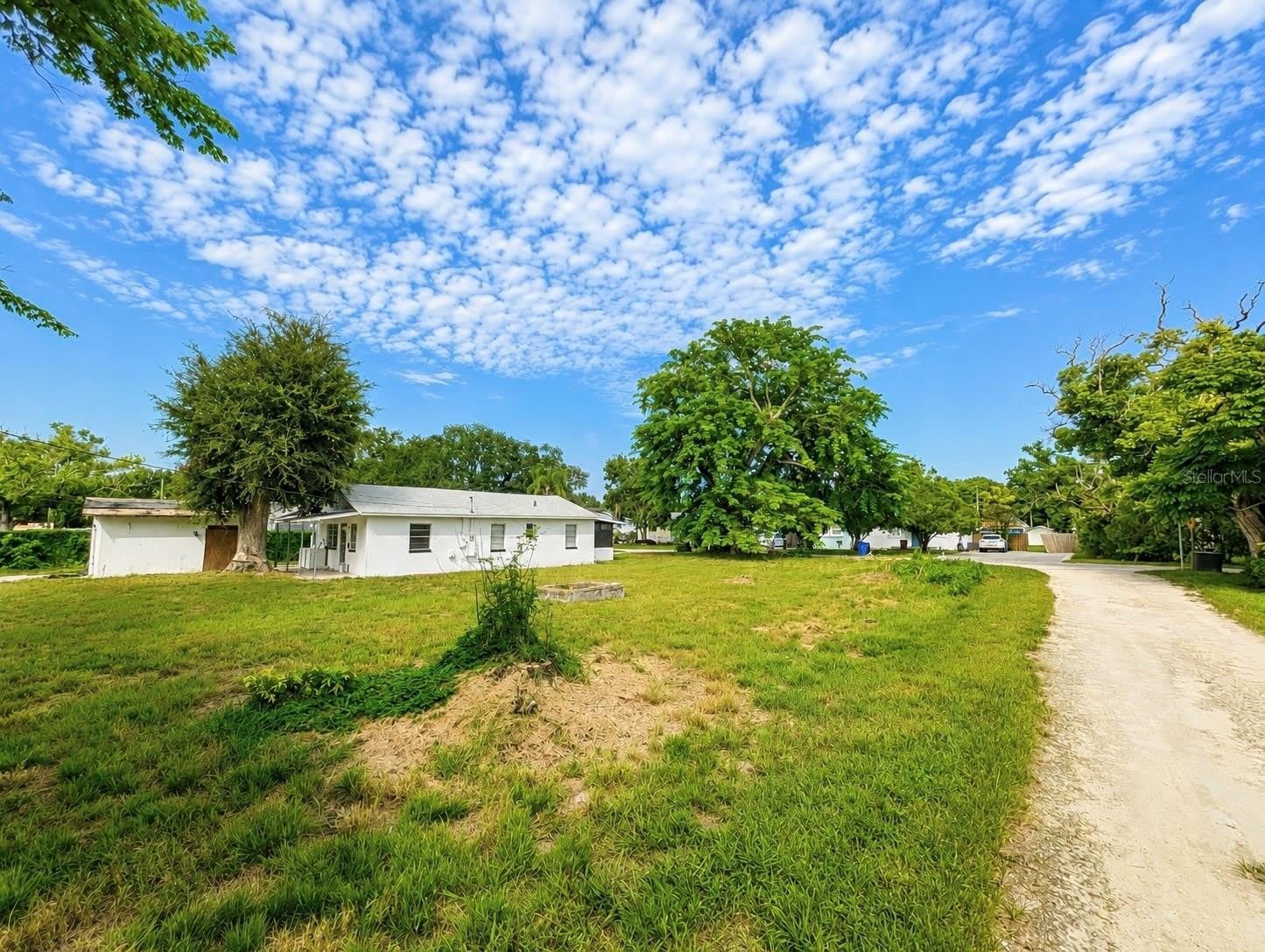 1718 KENTUCKY Avenue – photo 4