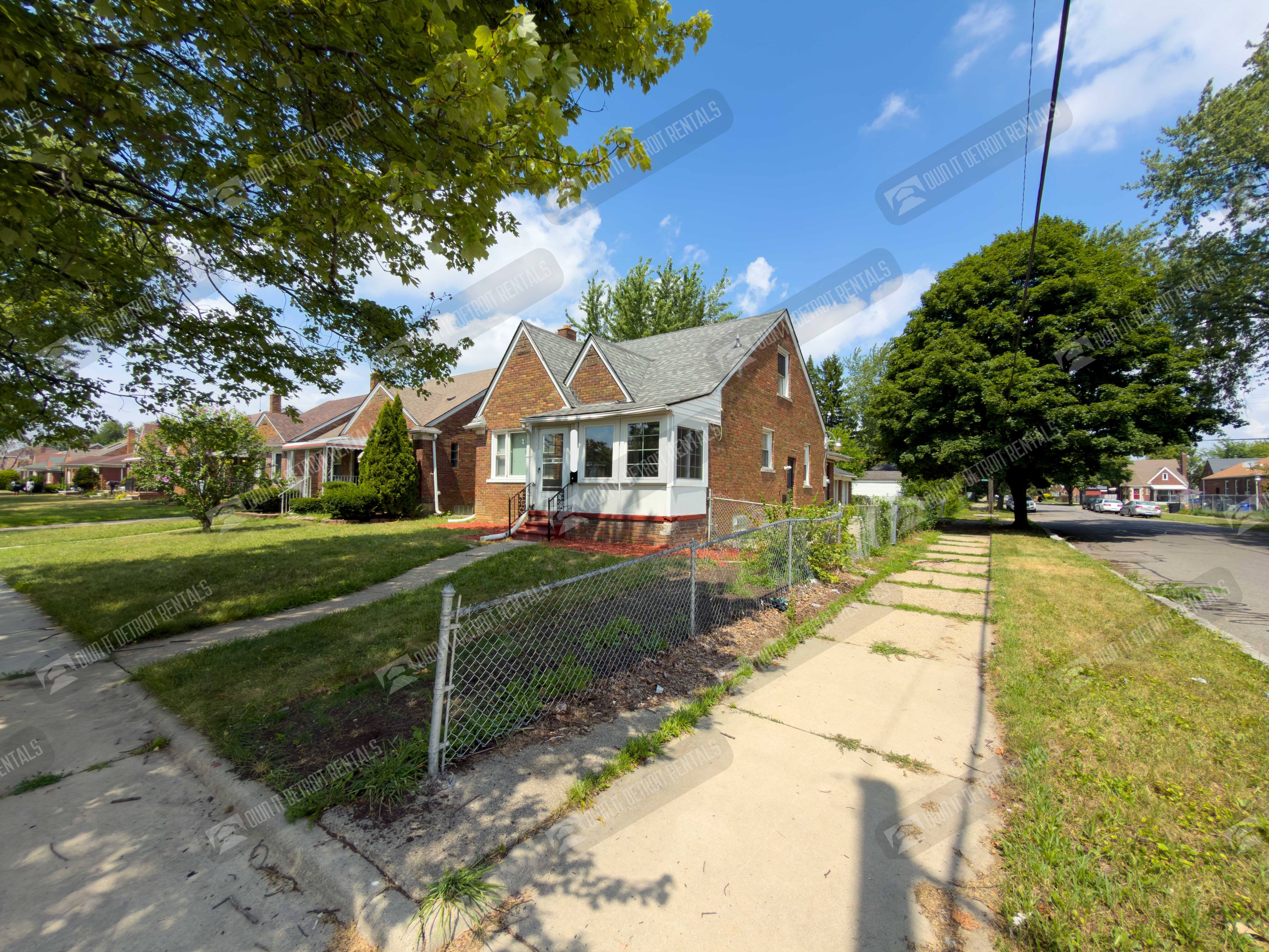 13917 Rossini Dr – photo 2