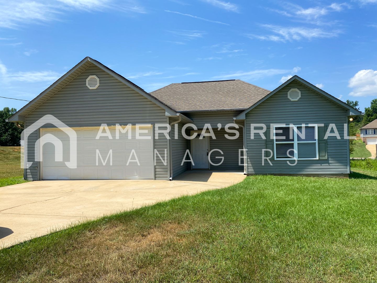 Home for Rent in Woodstock! – photo 1