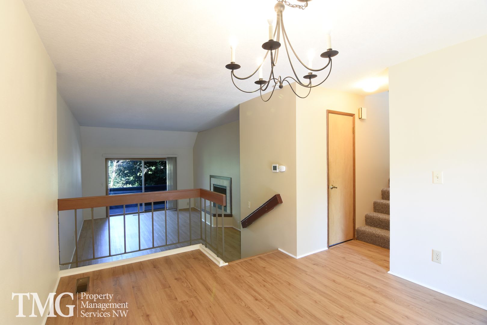 Beautiful Townhome in Mountain Like Setting -- Fireplace, Vaulted Ceilings, and more! – photo 4
