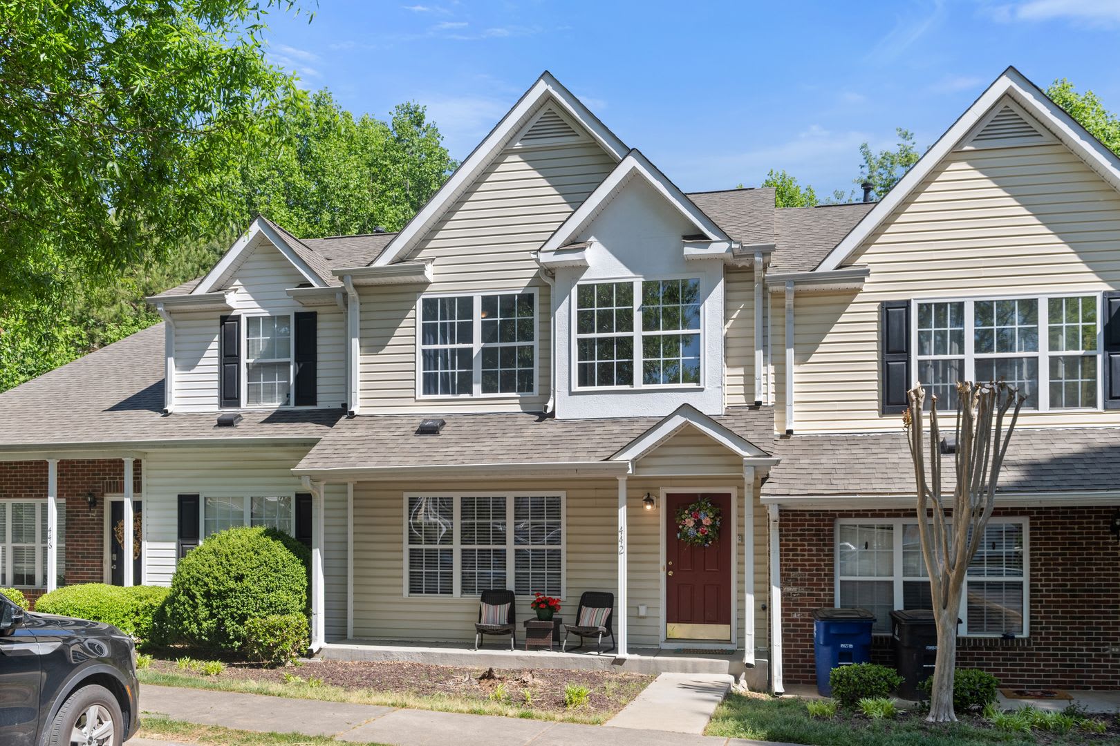 442 Peyton Ct – photo 2