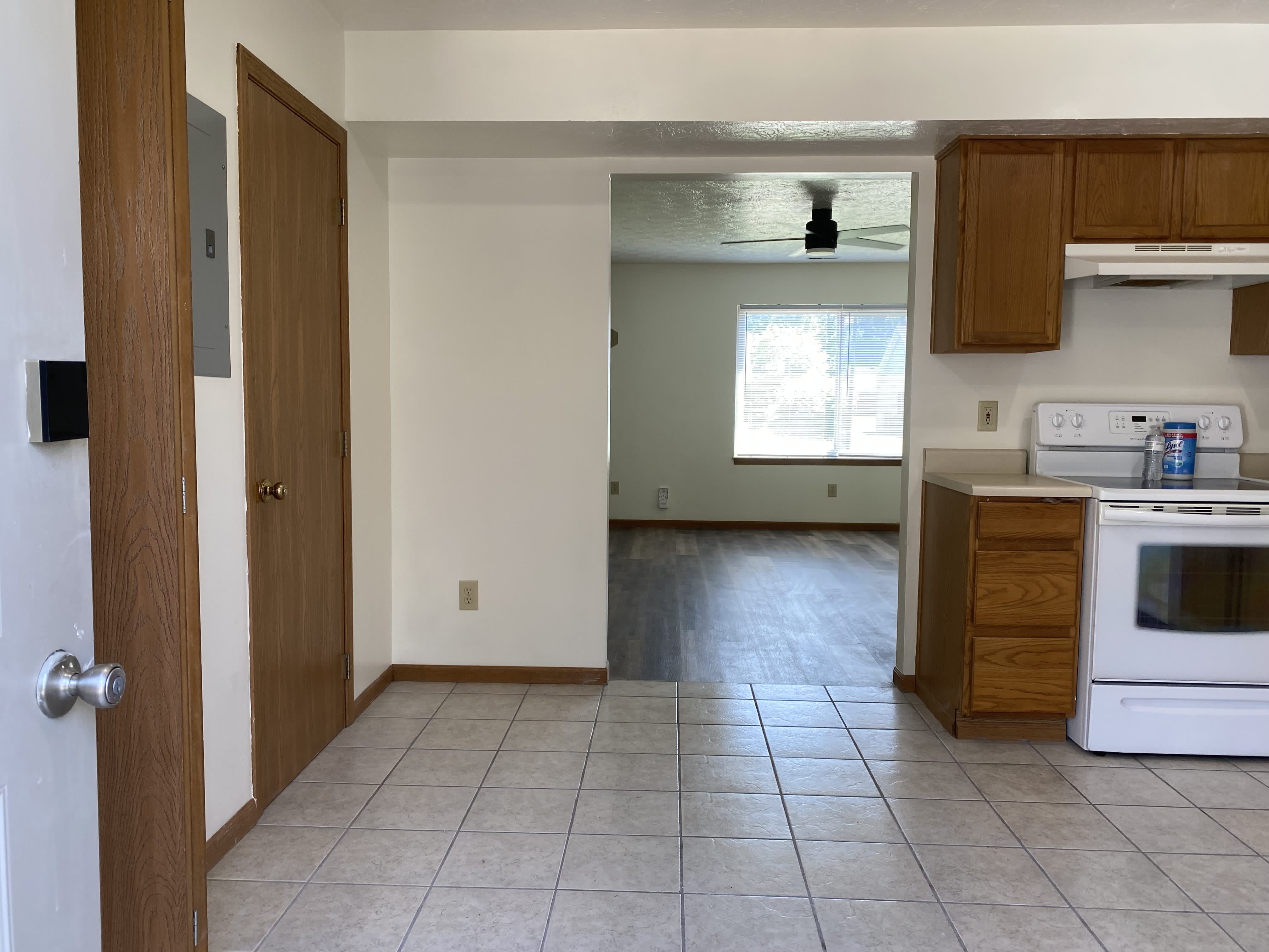 1016 Eleanor Ave – photo 3