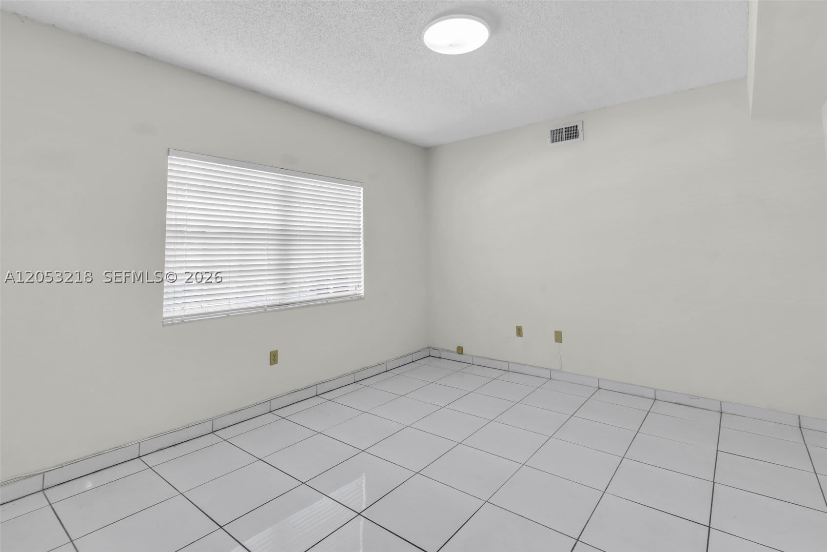 10018 Hammocks Blvd – photo 5