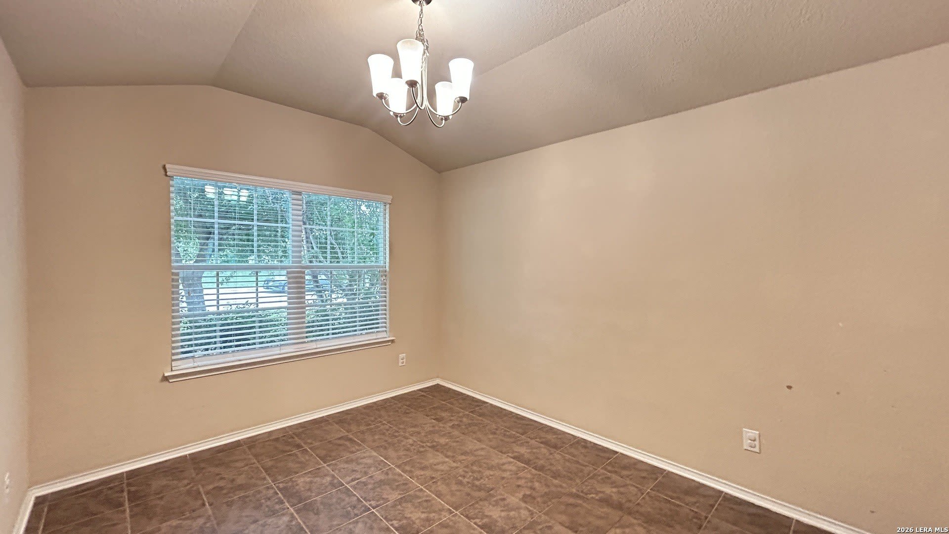 2127 EMERALD EDGE – photo 3