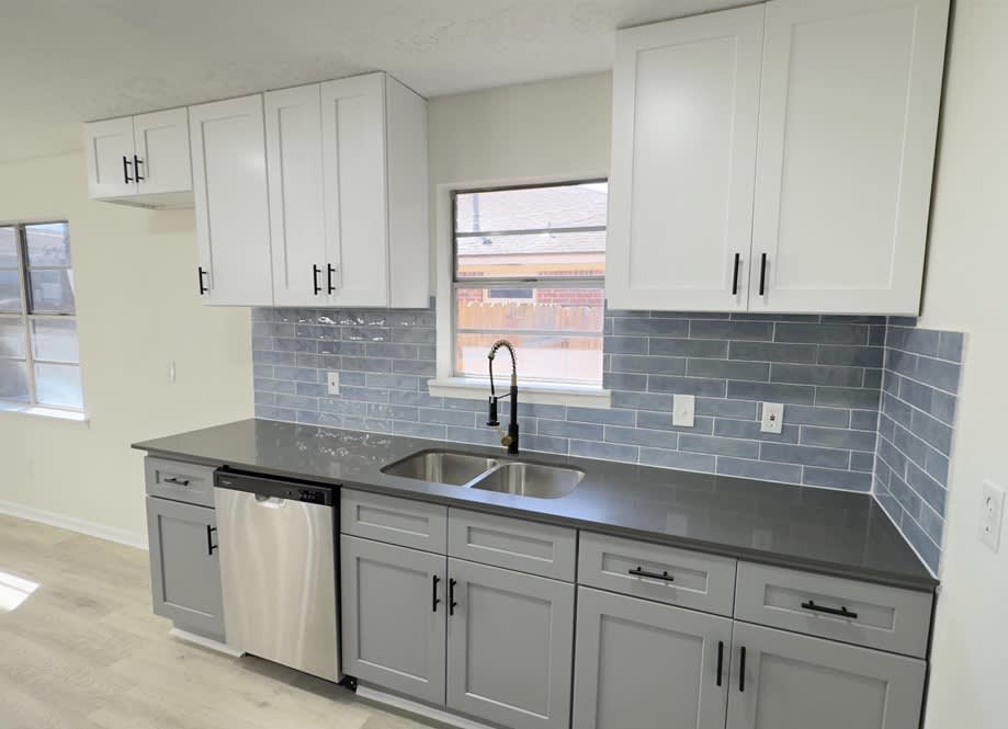 829 Canfield Street – photo 3