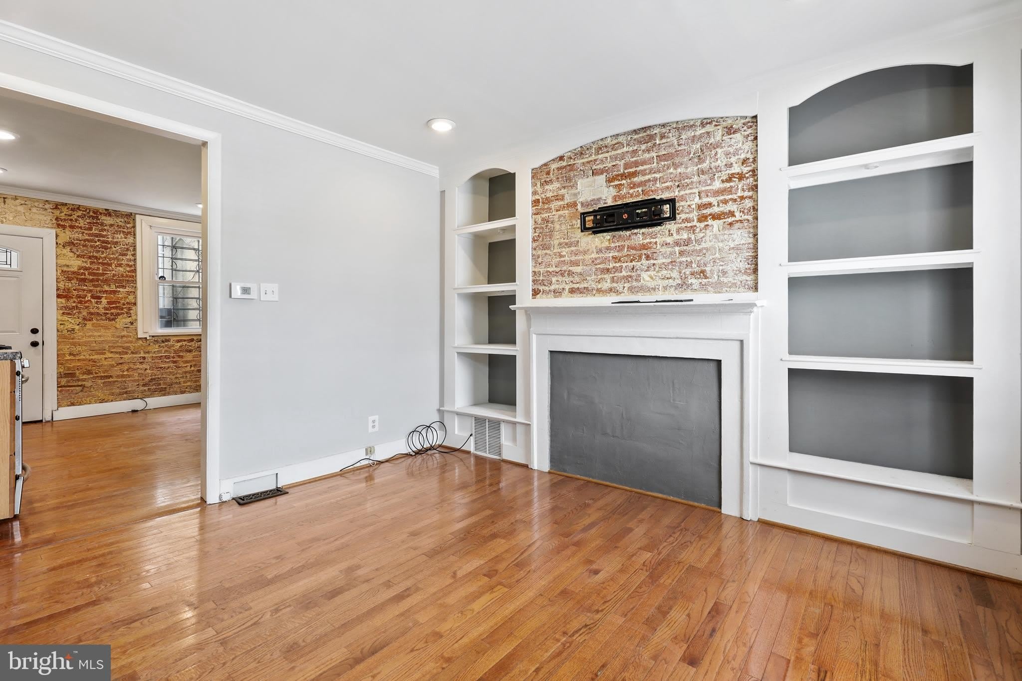 803 S HANOVER Street – photo 3