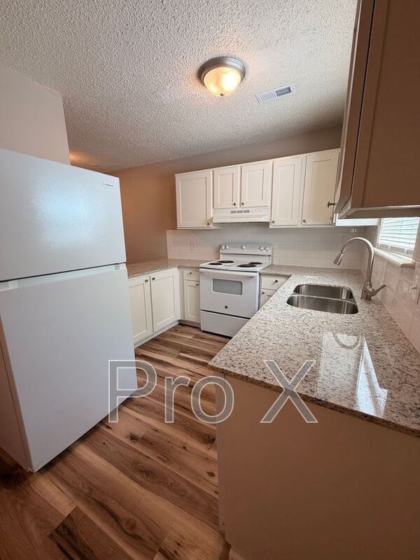 506 N Betty Jo Drive – photo 3