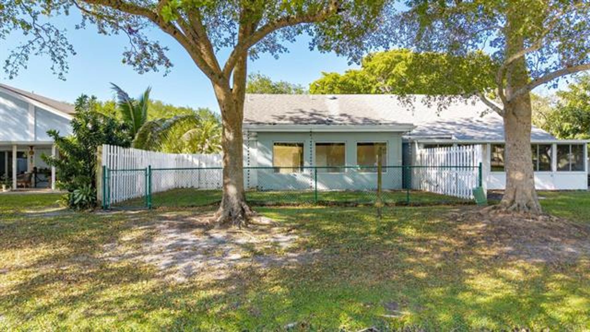 11110 SW 9th Pl, Davie, FL 33324 – photo 4